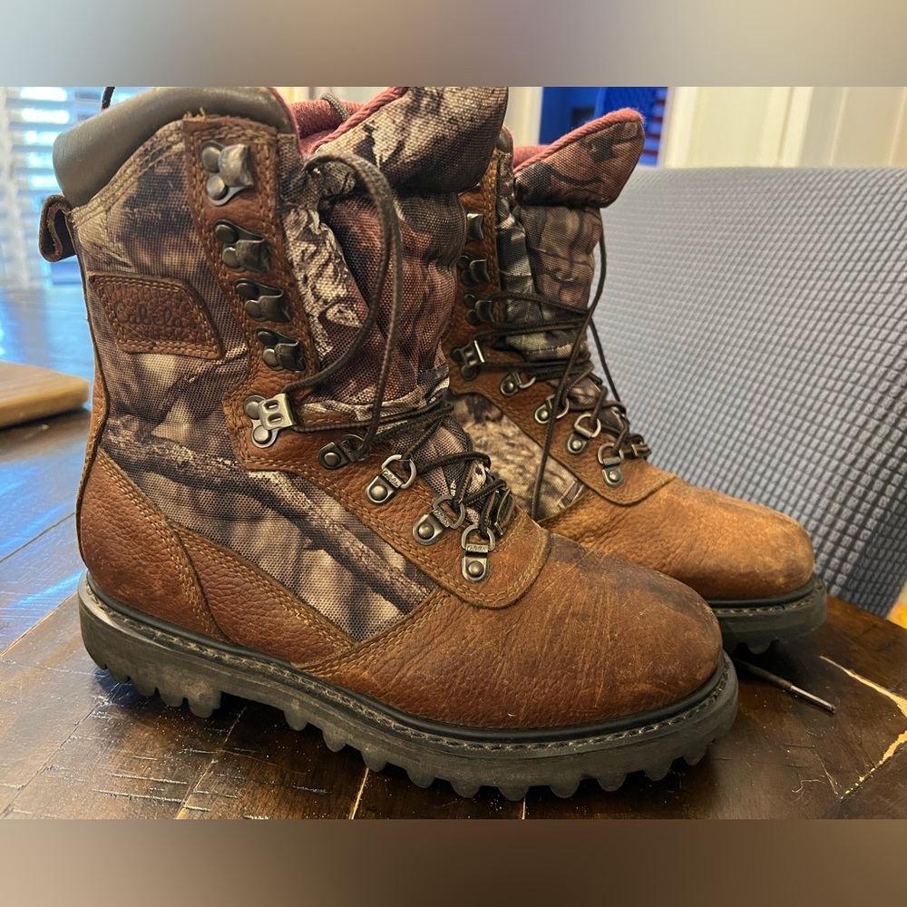 Cabela’s Hunting Boots. Gore Tex. Oil Resistant Bottom. Size 7 D.